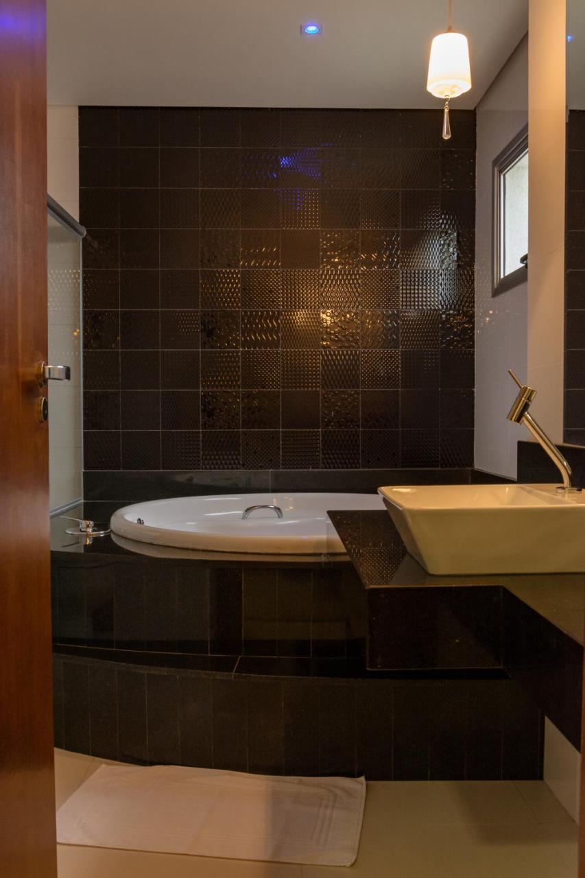 Lindoya Hotel Каталан Экстерьер фото